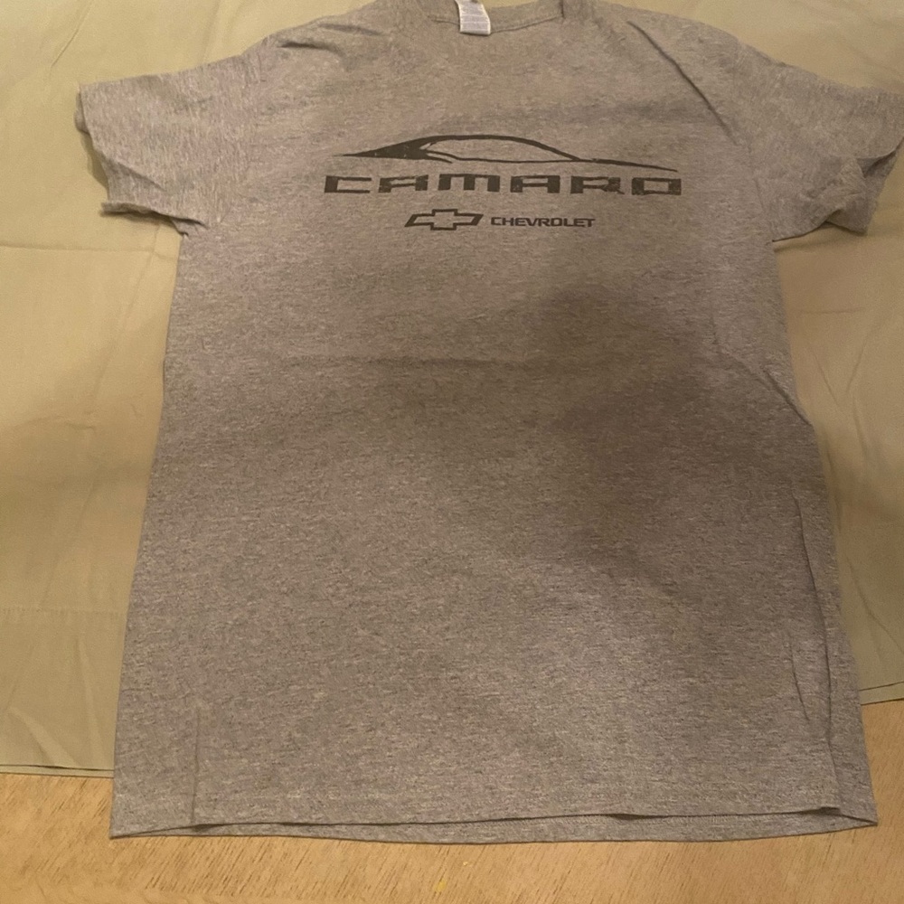 Chevrolet-M gray t-shirt medium short sleeve nwot